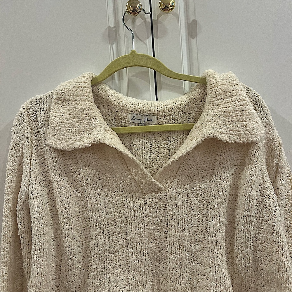 cropped sweater☁️